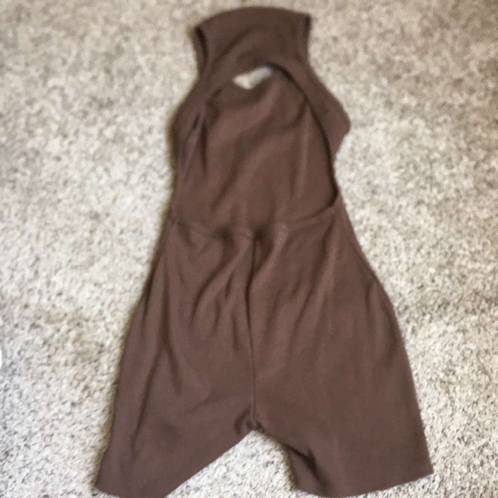 Fashion nova romper - Picture 4 of 5